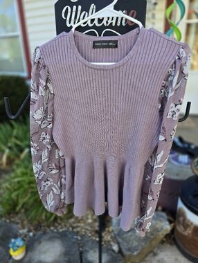 Sweet Halo Lavendar Top